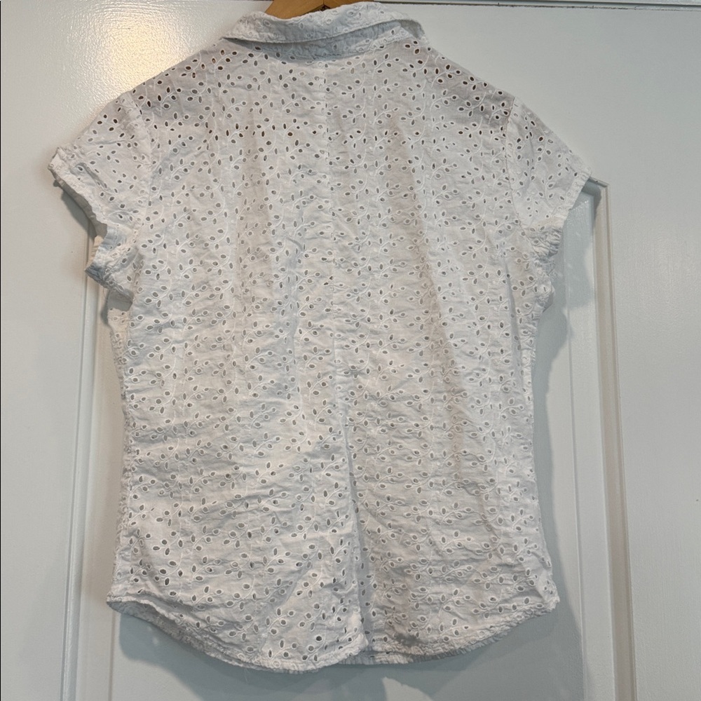 Old Navy White Eyelet Button Down Shirt 100% Cotton Size Small - Picture 5 of 5